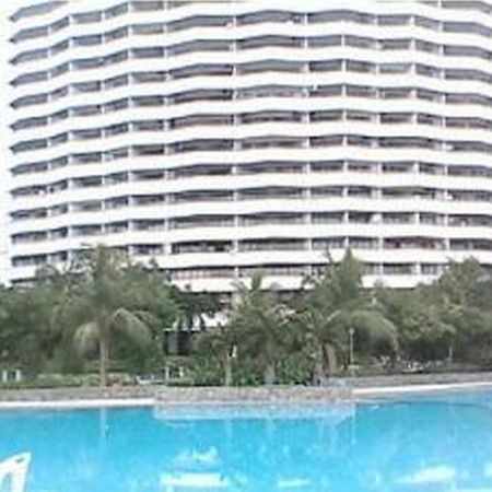 Room At Sunshine Beach Condo Pattaya Extérieur photo